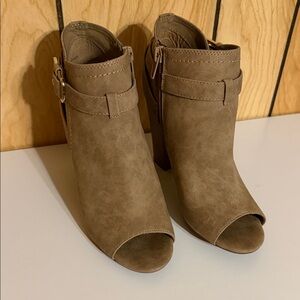 G by Guess Brown Peep-Toe Ankle Booties Size 5.5
